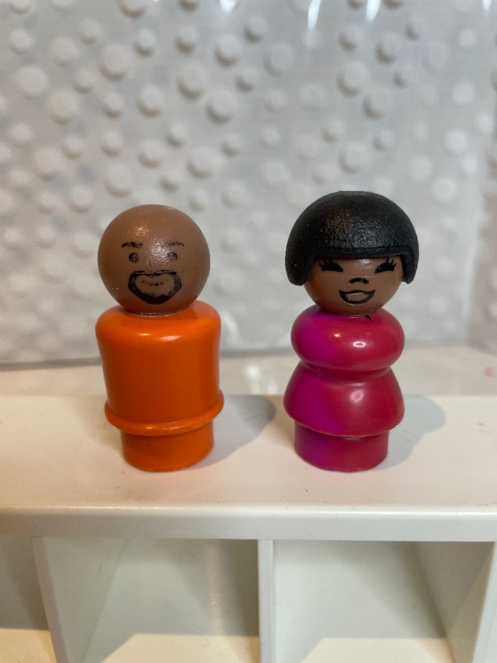 Vintage Fisher-Price Little People Sesame Street Susan & Gordon Figures